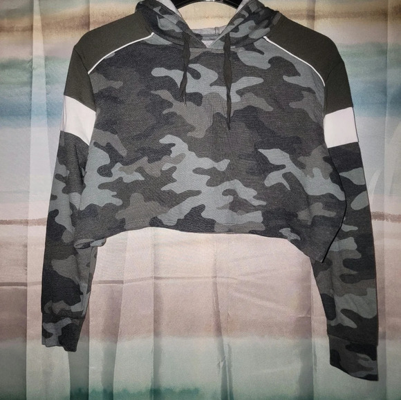 Aeropostale Crop hoodie top - Picture 2 of 2